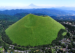 大室山